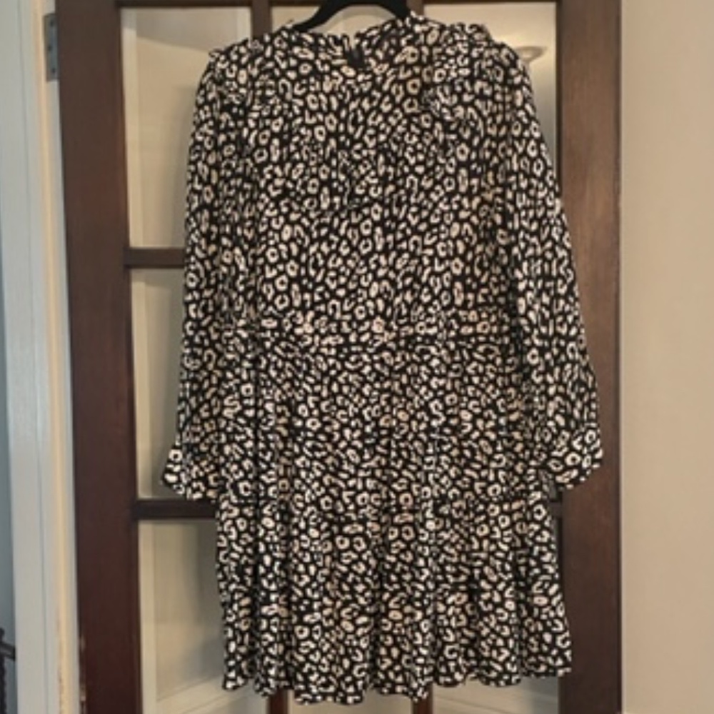 Zara Leopard Print Long Sleeved Dress Size Small